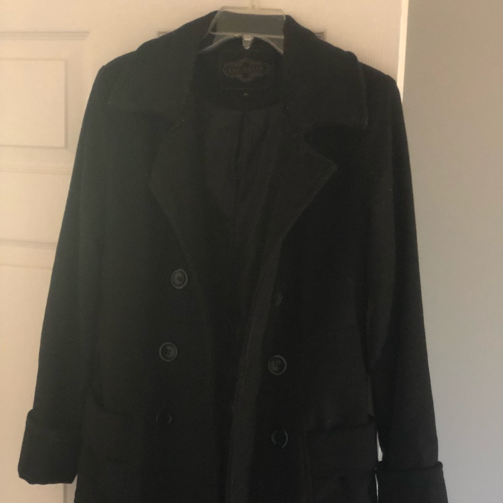 Medium women’s pea coat